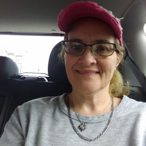 Meet your Posher, Pam